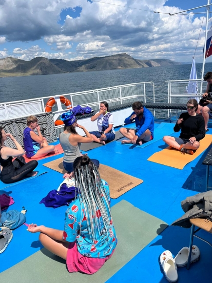 &laquo;Игольное ушко&raquo; Байкала: как пловцы прошли один из самых сложных участков марафона